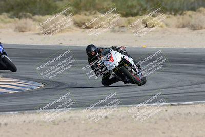 media/Nov-16-2025-Race Pace (Sun) [[8c5fa54630]]/Non Verified Riders (1st 20 Minutes)/2-Turn 10 (1010am)/